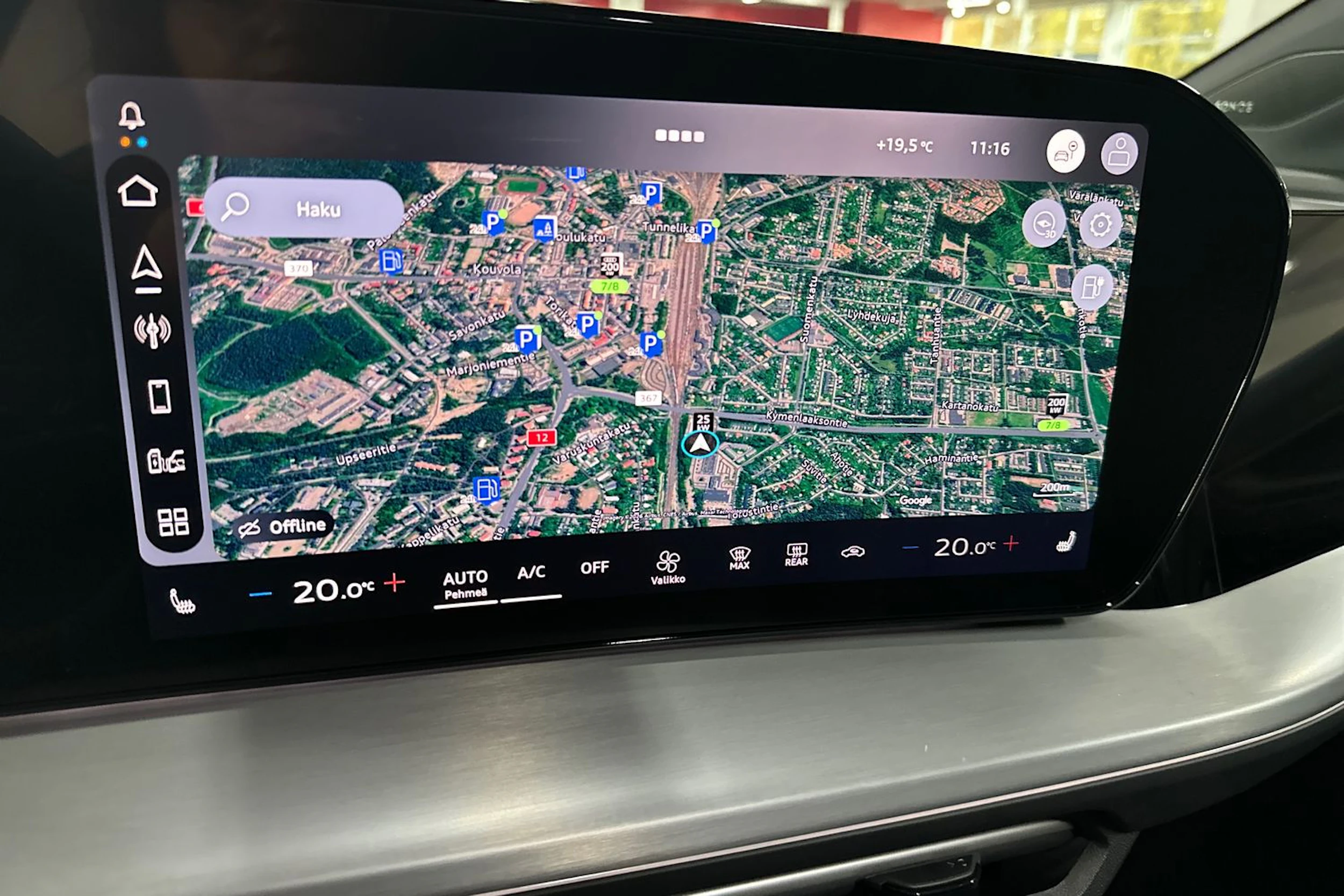 met. vihreä Audi Q4 e-tron 2026 kuva 19.