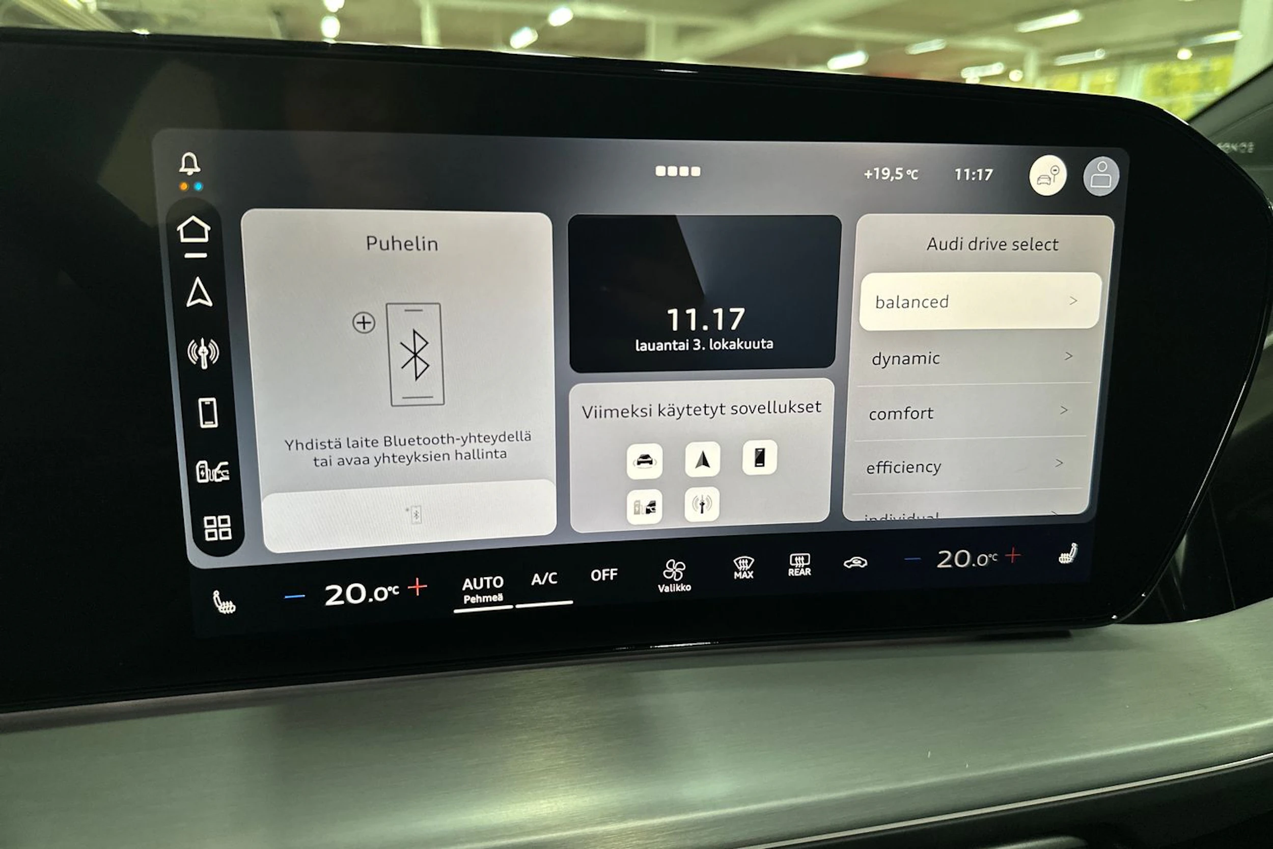 met. vihreä Audi Q4 e-tron 2026 kuva 29.