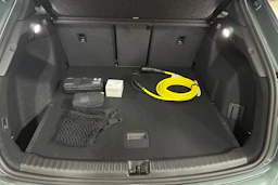 met. vihreä Audi Q4 e-tron 2026 kuva 35.