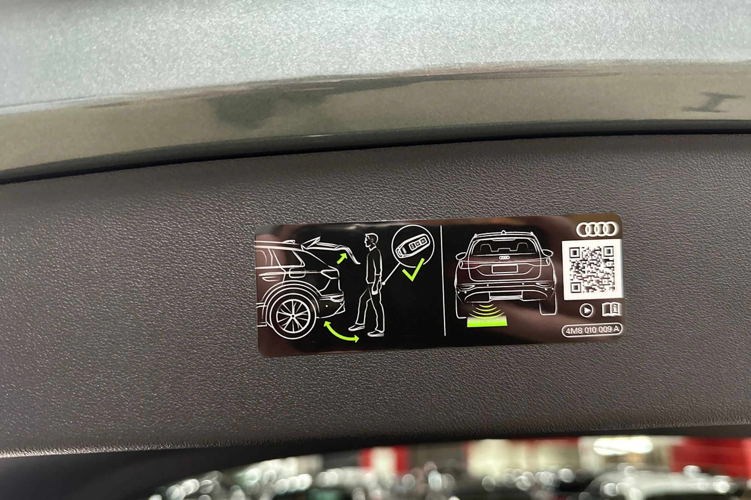 met. vihreä Audi Q4 e-tron 2026 kuva 39.