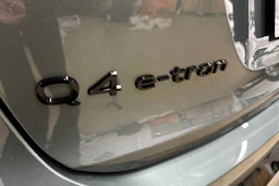met. vihreä Audi Q4 e-tron 2026 kuva 41.