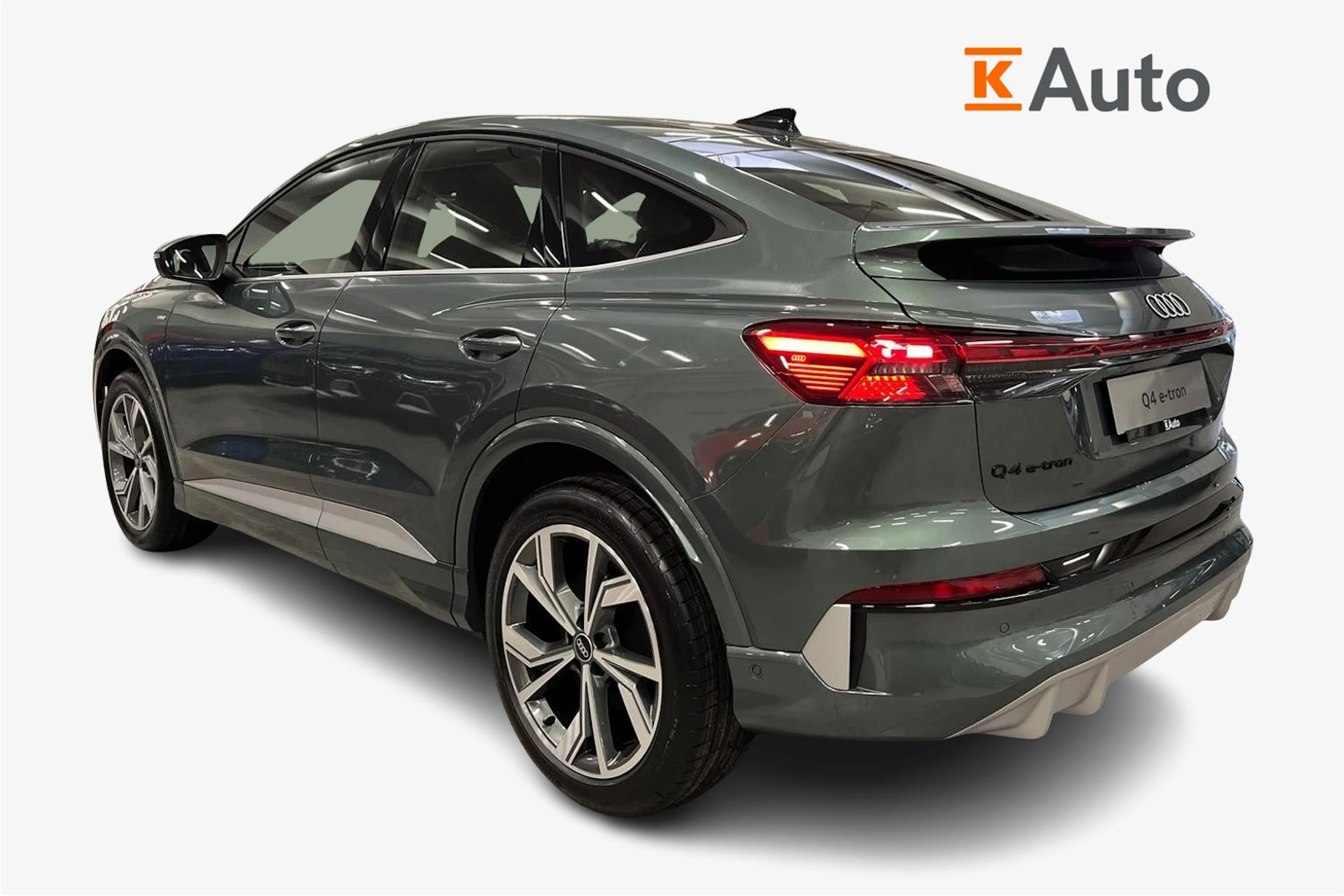met. vihreä Audi Q4 e-tron 2026 kuva 2.