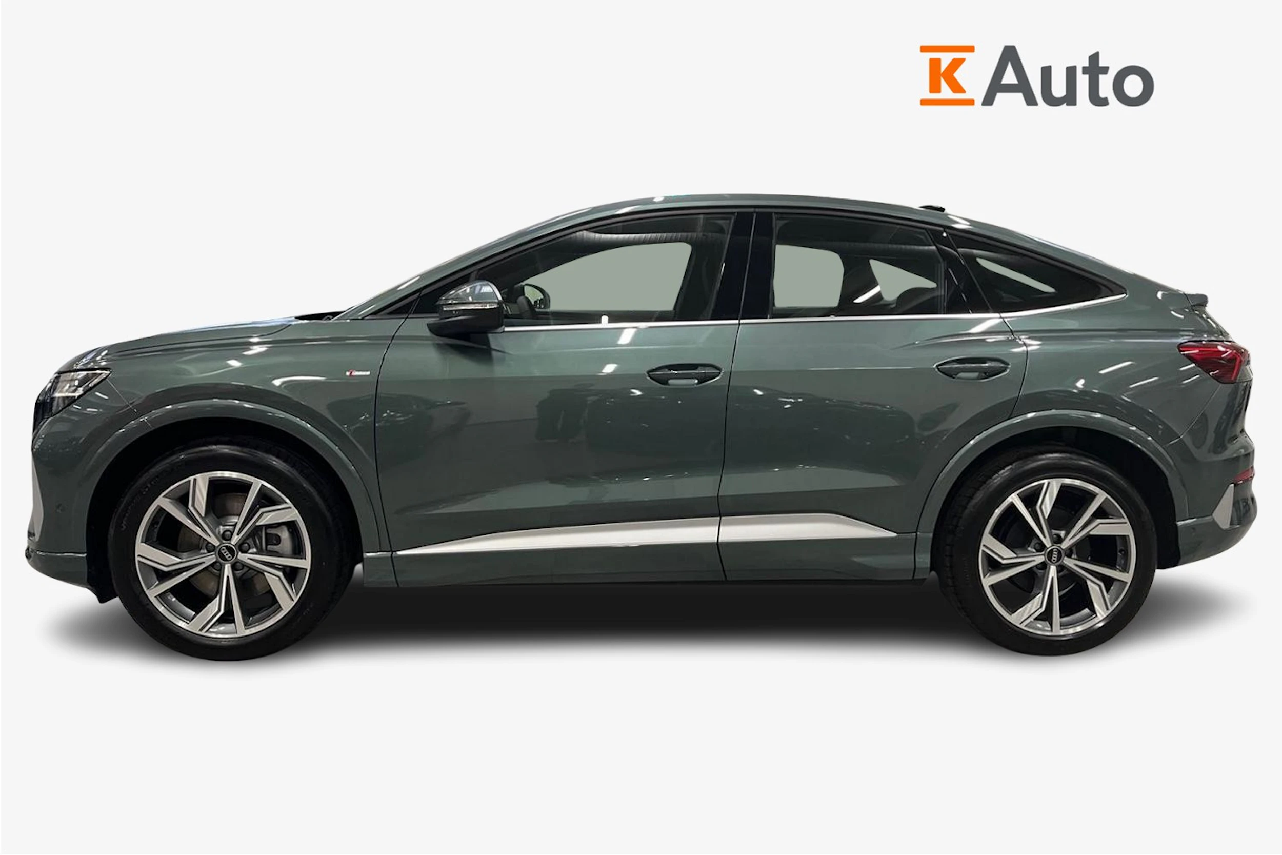 met. vihreä Audi Q4 e-tron 2026 kuva 5.