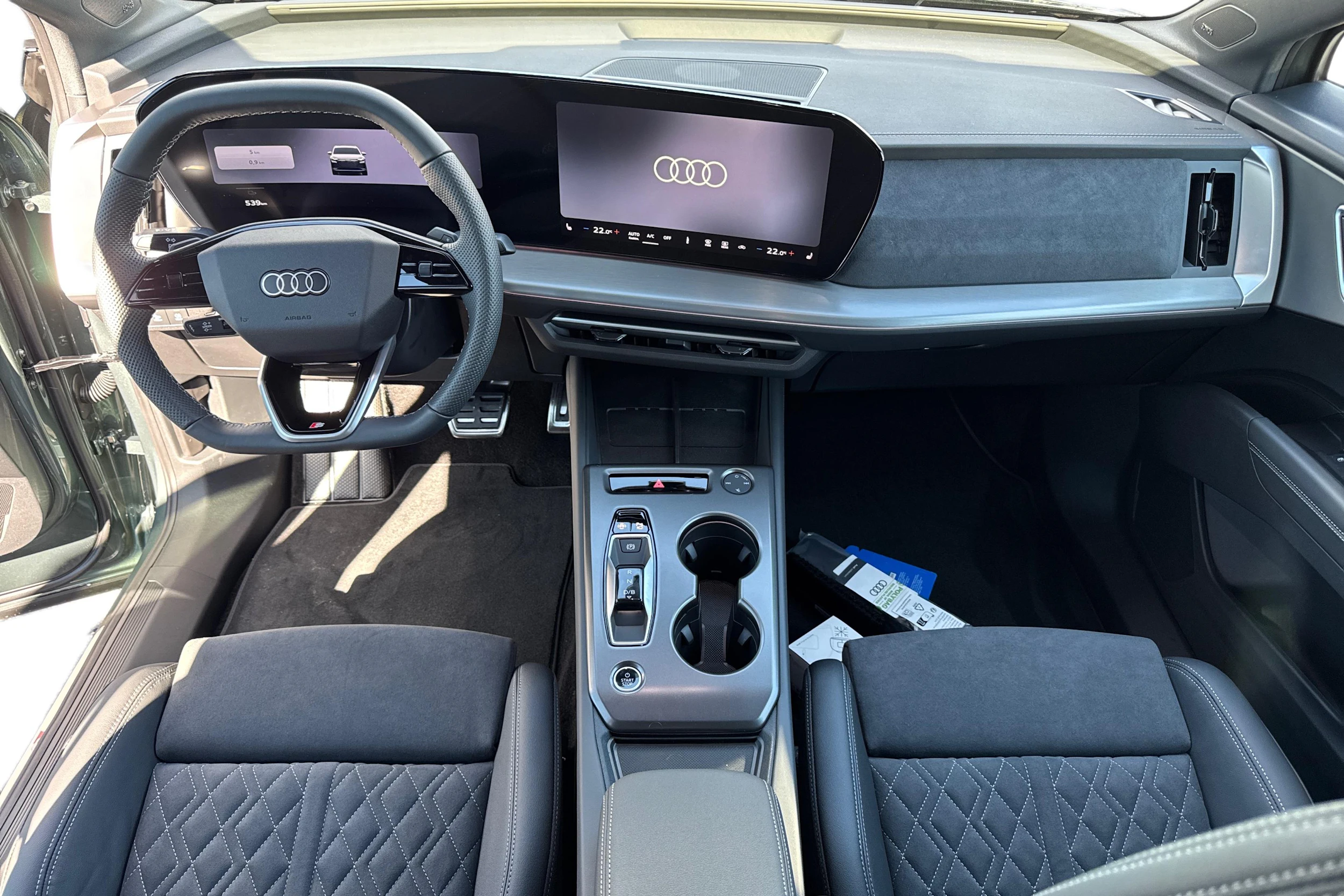 vihreä Audi Q4 e-tron 2027 kuva 7.