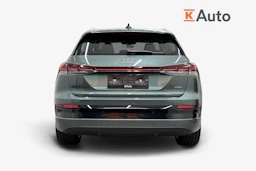 met. vihreä Audi Q4 e-tron 2026 kuva 3.