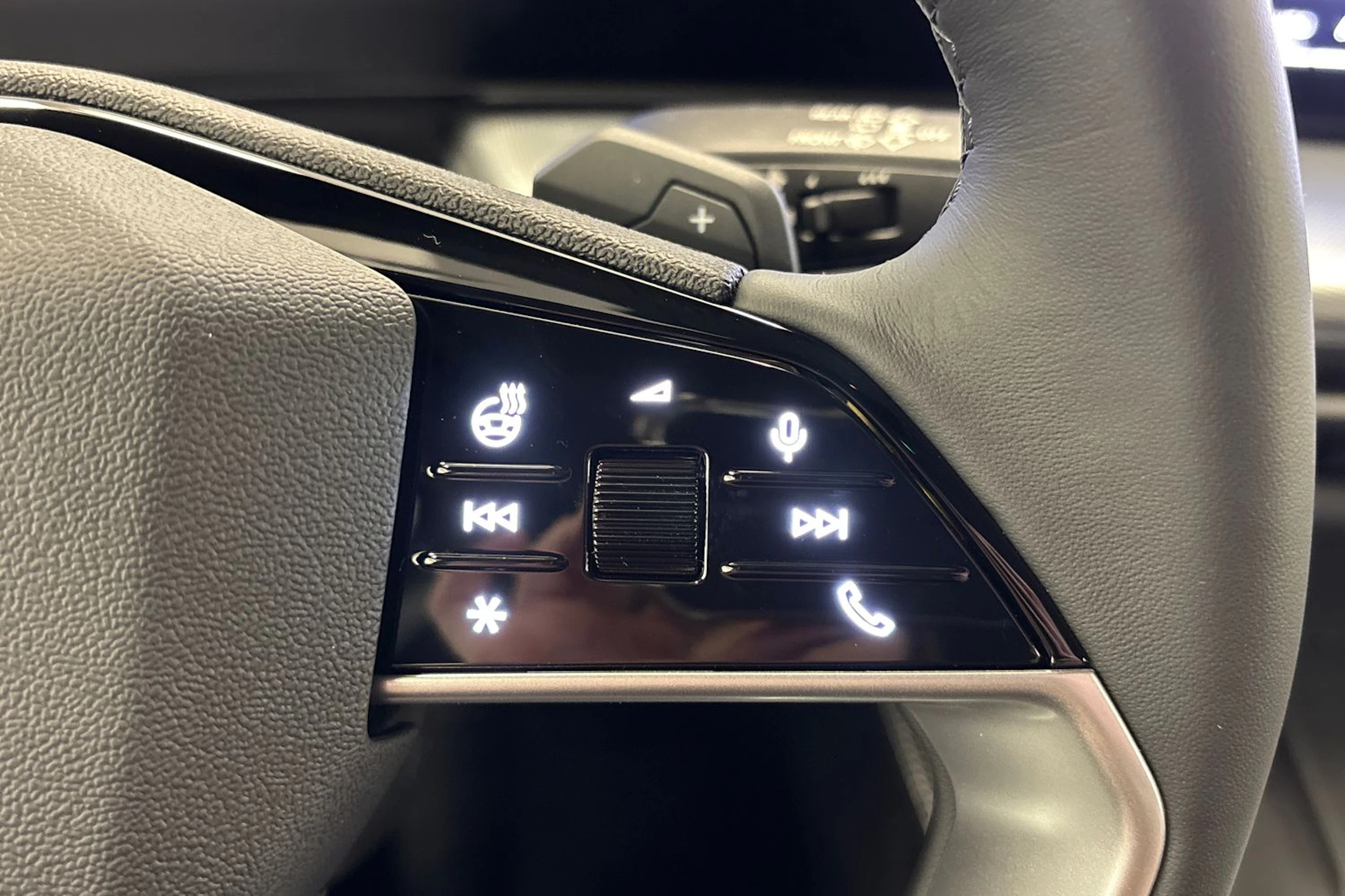 met. vihreä Audi Q4 e-tron 2026 kuva 16.