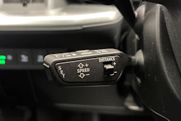 met. vihreä Audi Q4 e-tron 2026 kuva 17.