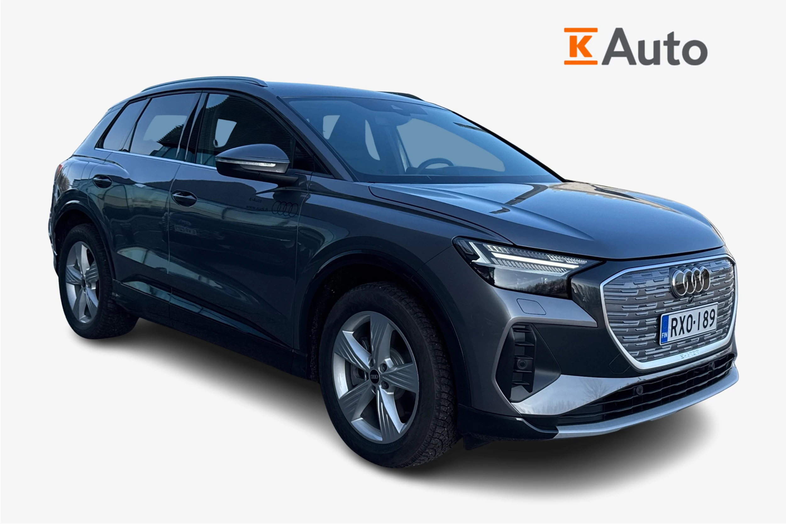 harmaa Audi Q4 e-tron 2026 kuva 1.