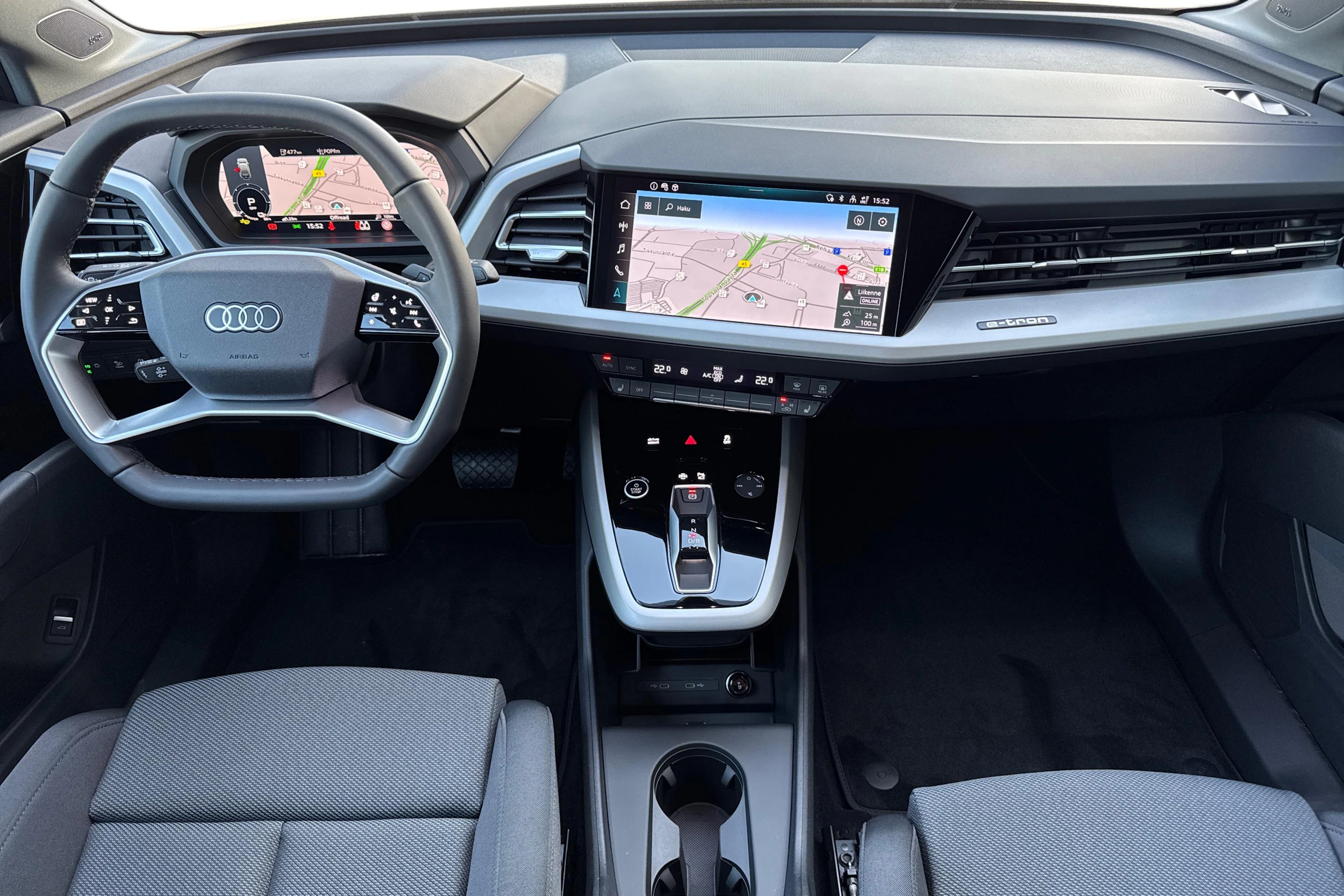 harmaa Audi Q4 e-tron 2026 kuva 7.