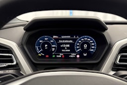 met. harmaa Audi Q4 e-tron 2026 kuva 10.