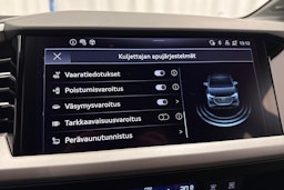 met. harmaa Audi Q4 e-tron 2026 kuva 26.