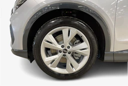 harmaa Audi Q4 e-tron 2026 kuva 11.