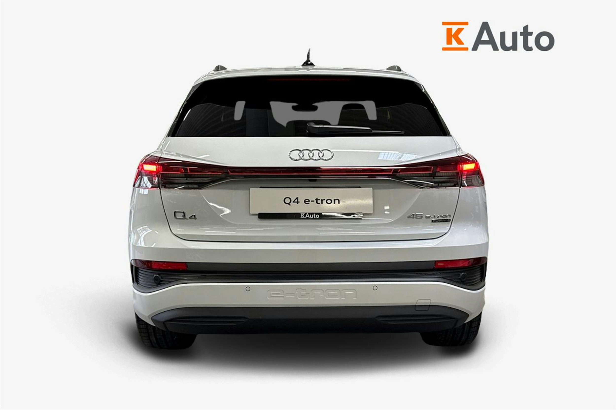 met. valkoinen Audi Q4 e-tron 2026 kuva 3.