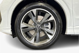 met. valkoinen Audi Q4 e-tron 2026 kuva 9.