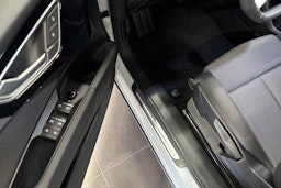 met. valkoinen Audi Q4 e-tron 2026 kuva 14.