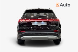 musta Audi Q4 e-tron 2026 kuva 3.