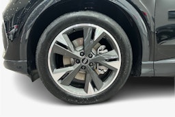 musta Audi Q4 e-tron 2026 kuva 9.