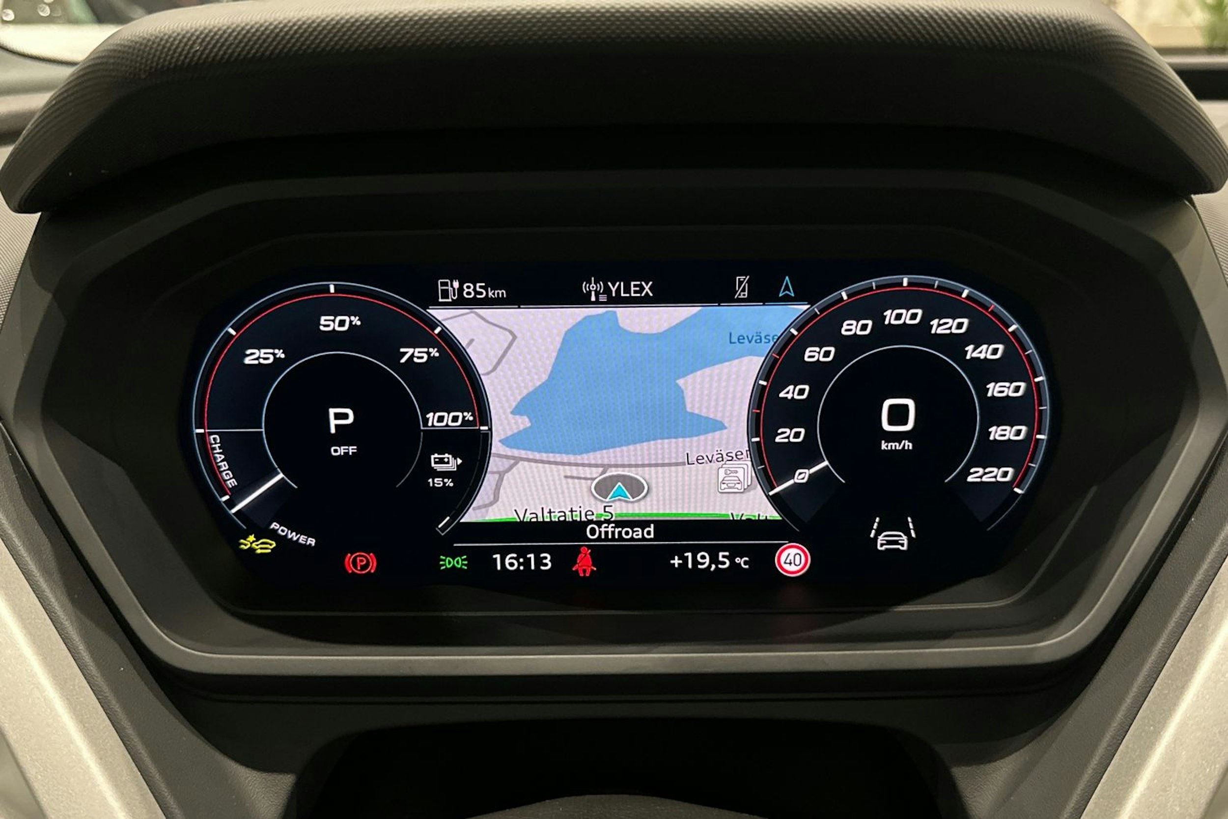 musta Audi Q4 e-tron 2026 kuva 15.