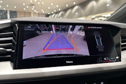 musta Audi Q4 e-tron 2026 kuva 17.