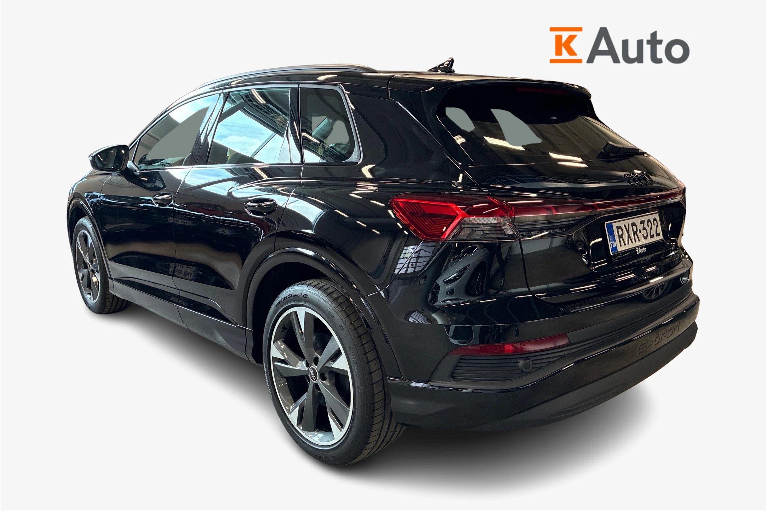 musta Audi Q4 e-tron 2026 kuva 2.