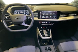 musta Audi Q4 e-tron 2026 kuva 7.