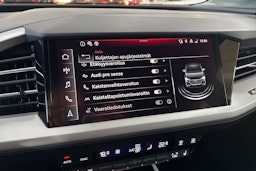 met. harmaa Audi Q4 e-tron 2026 kuva 19.