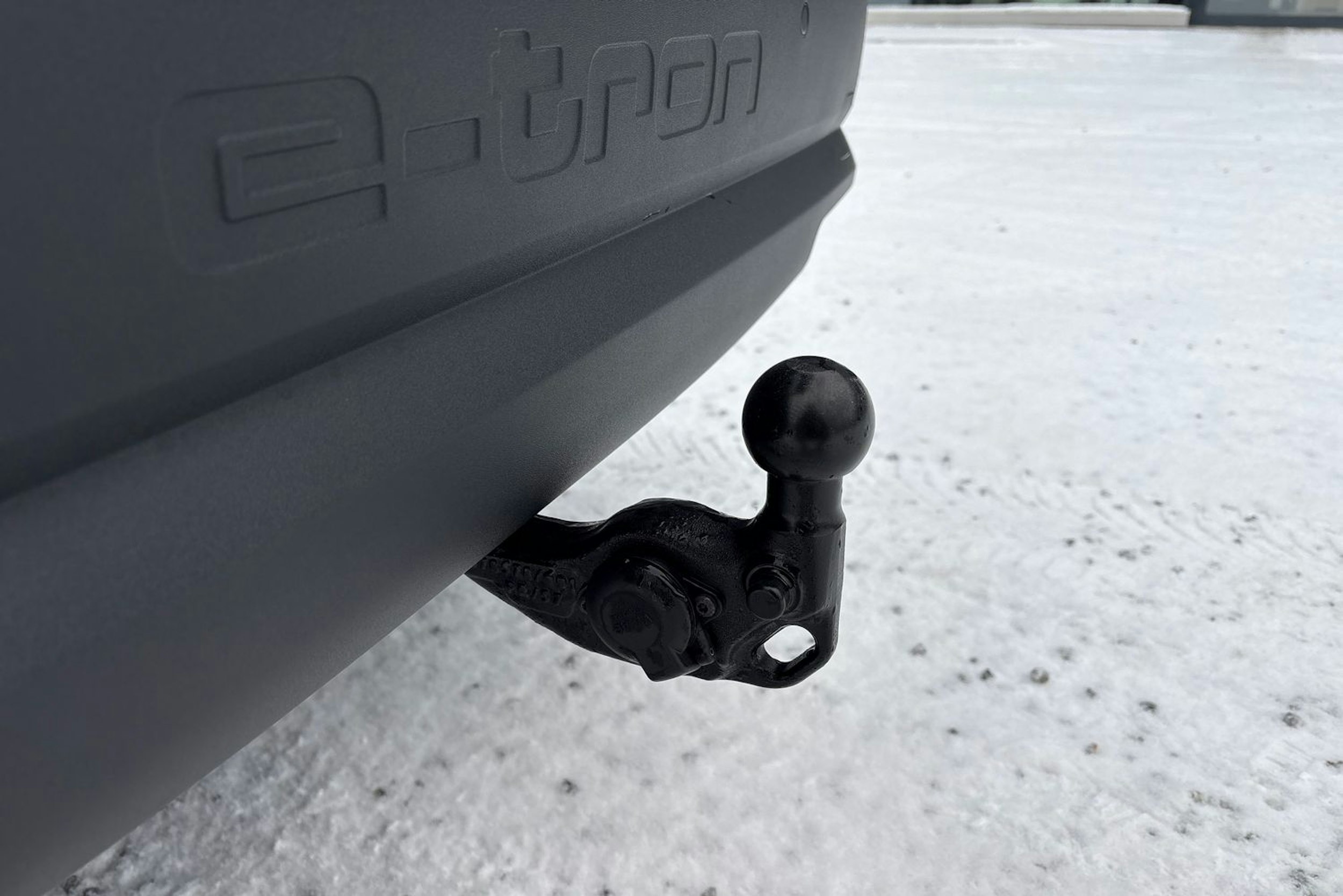 harmaa Audi Q4 e-tron 2026 kuva 12.