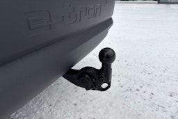 harmaa Audi Q4 e-tron 2026 kuva 12.