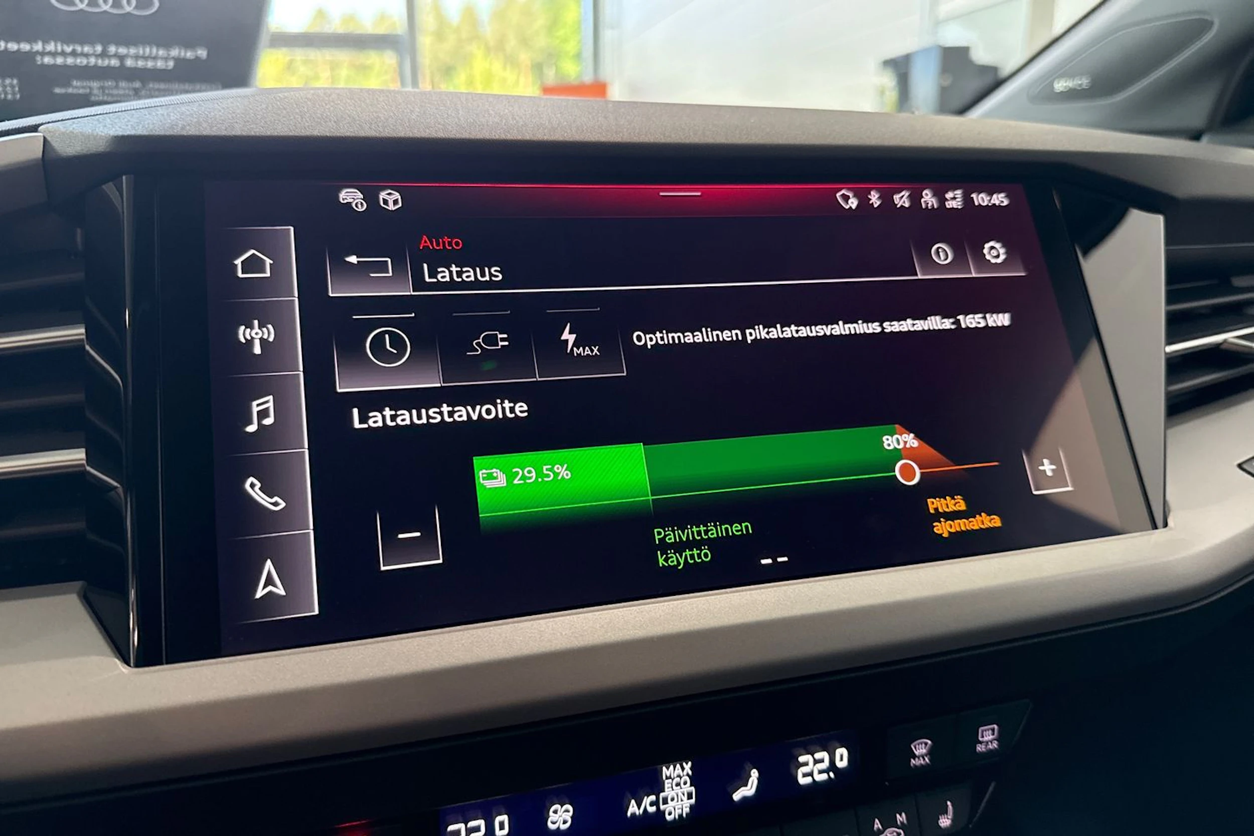 met. harmaa Audi Q4 e-tron 2026 kuva 11.