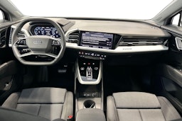 mythos musta Audi Q4 e-tron 2026 kuva 2.