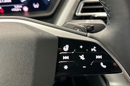 mythos musta Audi Q4 e-tron 2026 kuva 9.