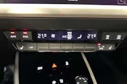 mythos musta Audi Q4 e-tron 2026 kuva 16.