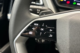 jäätikön valkoinen Audi Q4 e-tron 2026 kuva 21.