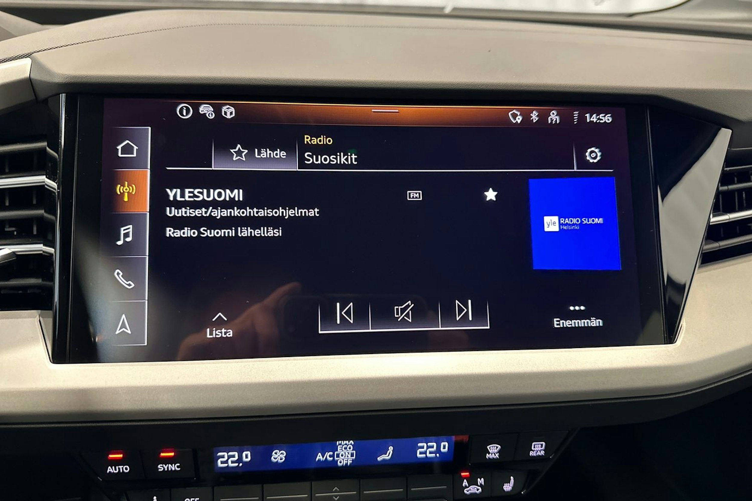 jäätikön valkoinen Audi Q4 e-tron 2026 kuva 24.