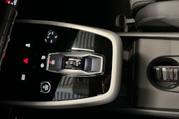 jäätikön valkoinen Audi Q4 e-tron 2026 kuva 30.