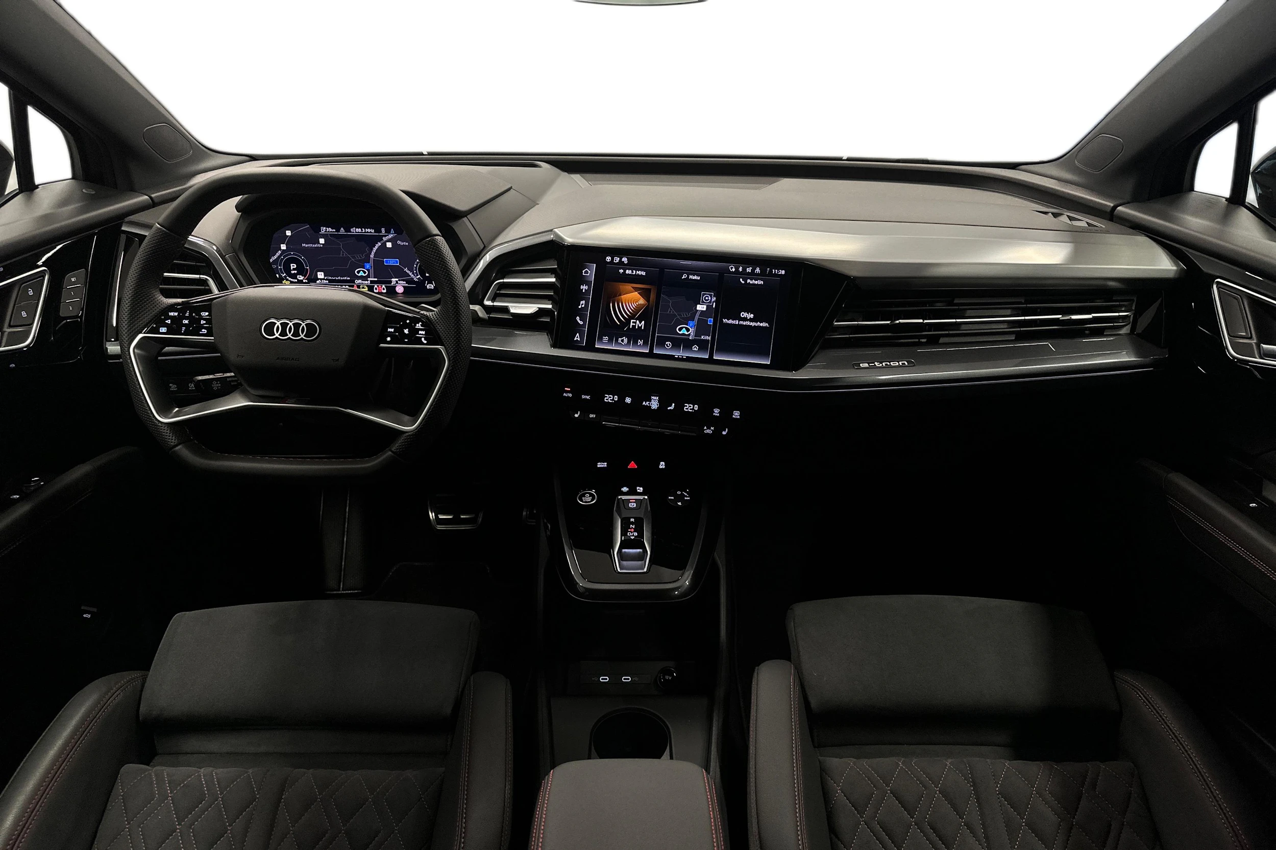 violetti Audi Q4 e-tron 2026 kuva 7.