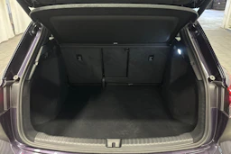 violetti Audi Q4 e-tron 2026 kuva 11.