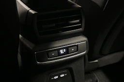 violetti Audi Q4 e-tron 2026 kuva 13.