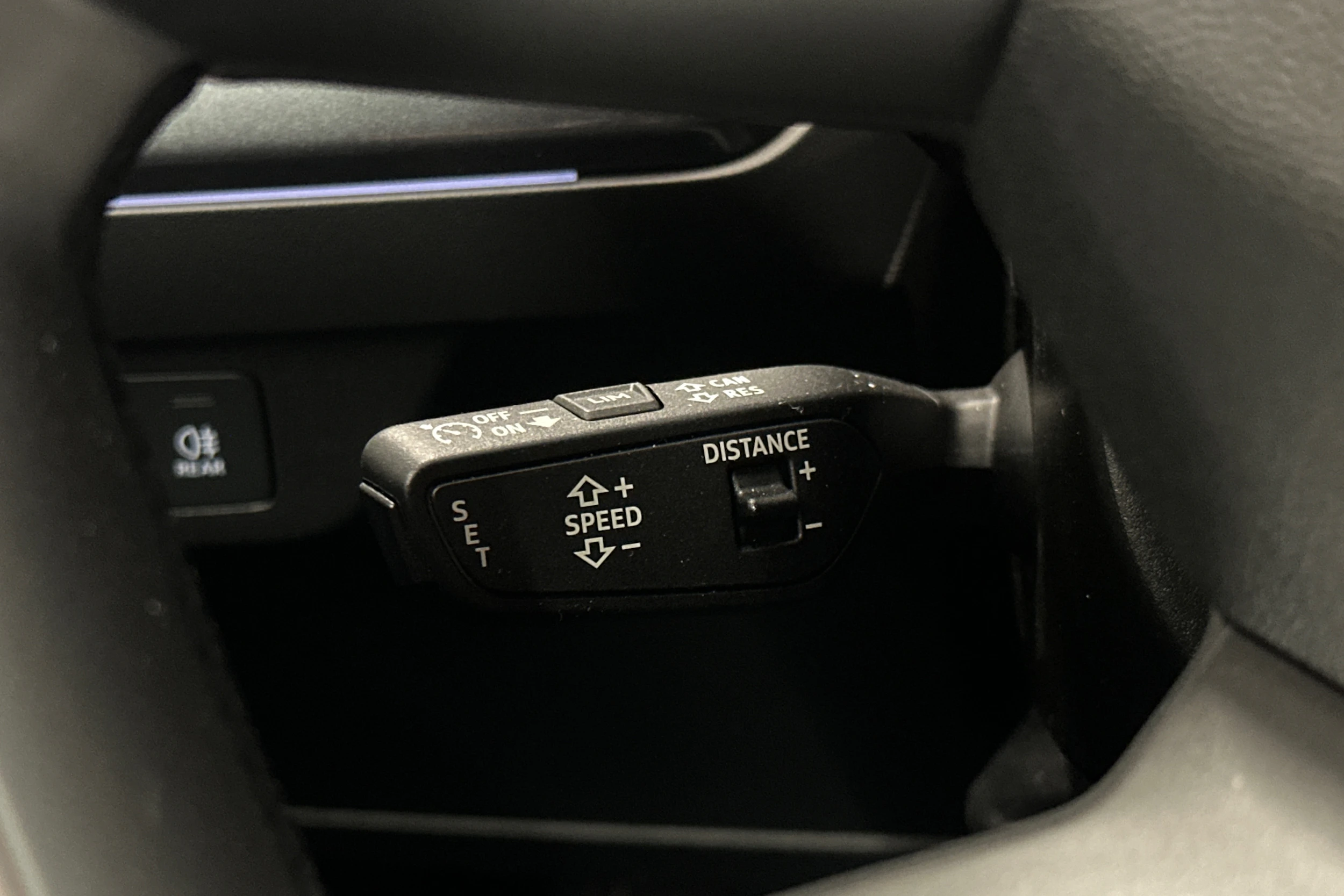violetti Audi Q4 e-tron 2026 kuva 21.