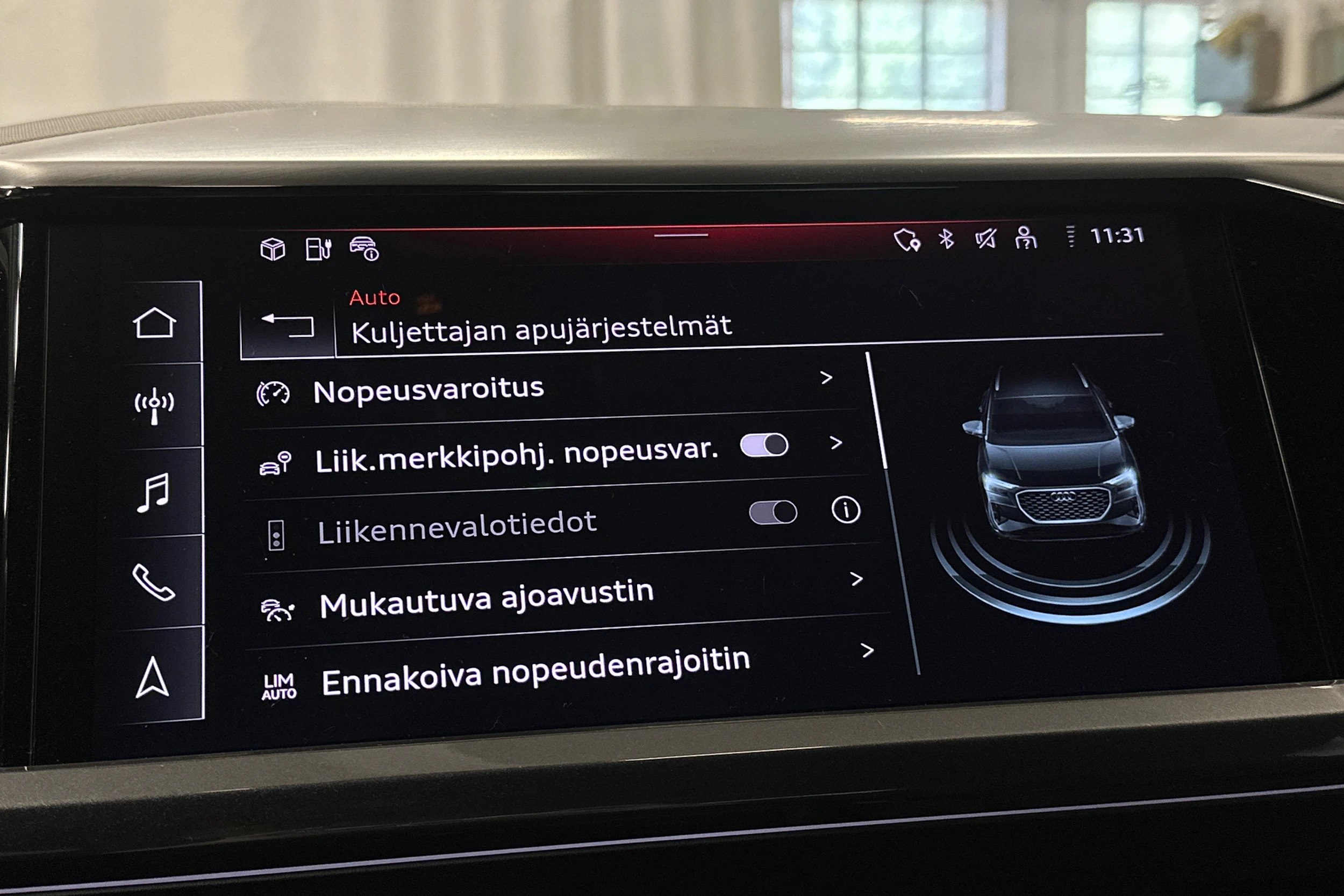 violetti Audi Q4 e-tron 2026 kuva 27.