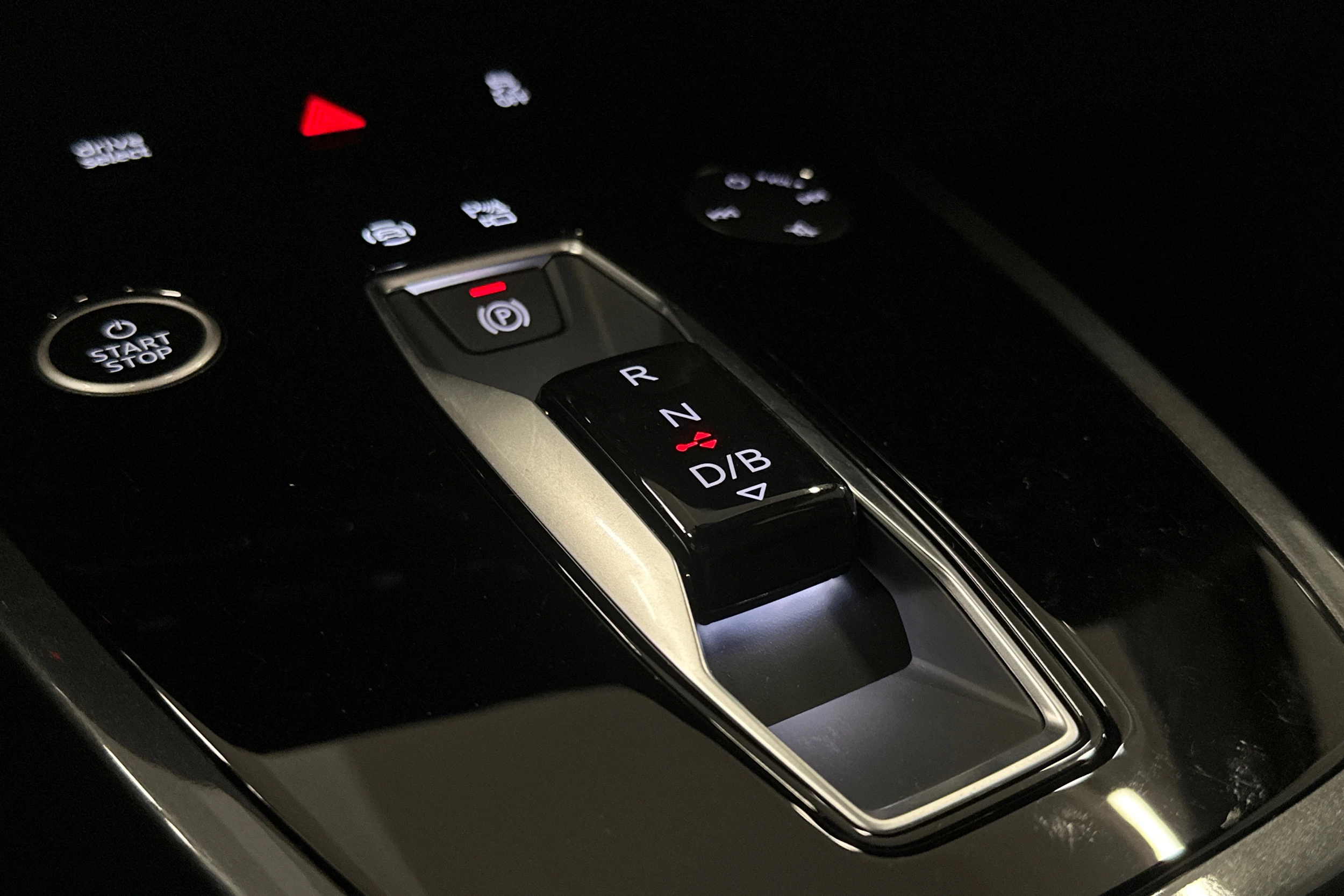 violetti Audi Q4 e-tron 2026 kuva 32.