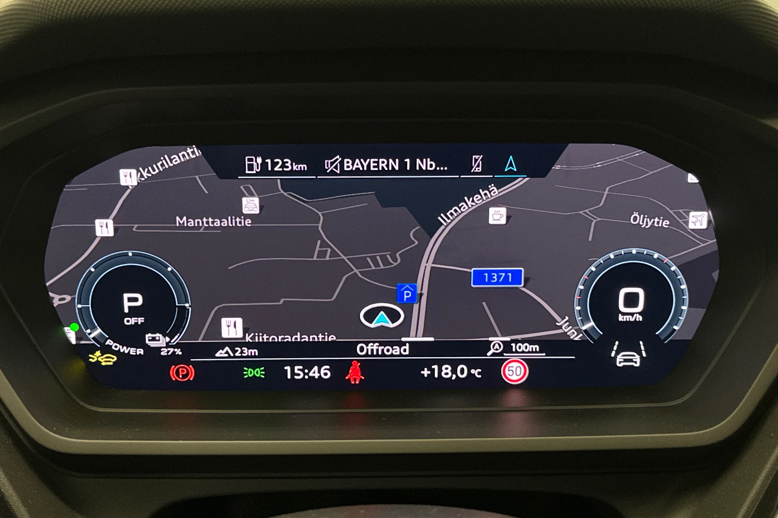harmaa Audi Q4 e-tron 2026 kuva 23.