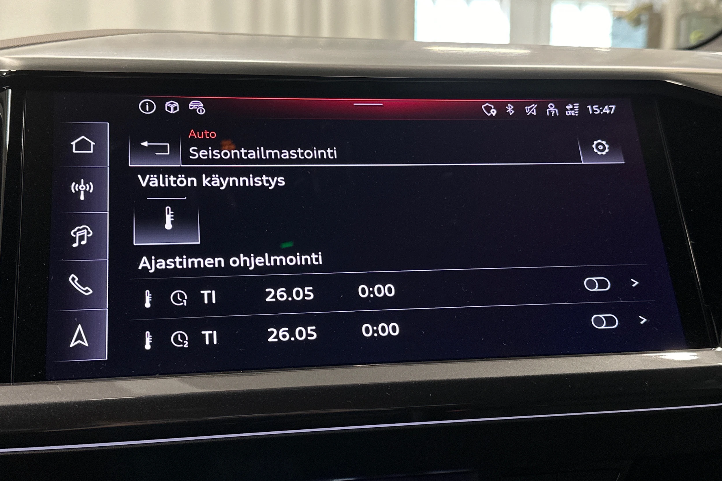 harmaa Audi Q4 e-tron 2026 kuva 27.