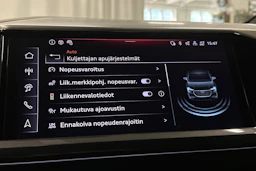 harmaa Audi Q4 e-tron 2026 kuva 28.