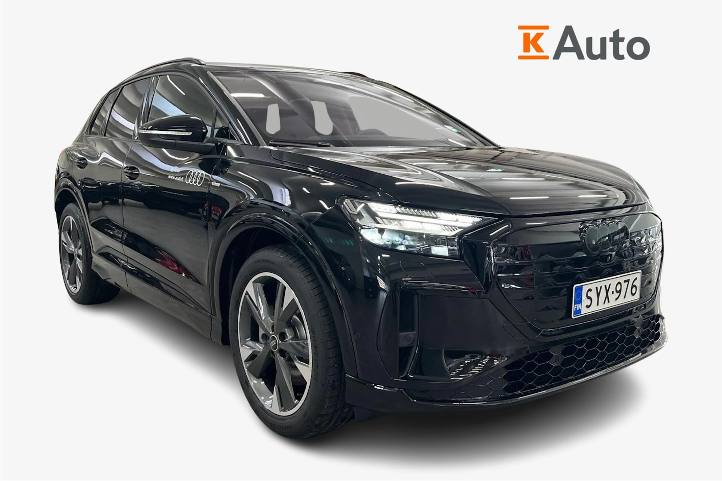 met. musta Audi Q4 e-tron 2026 kuva 1.