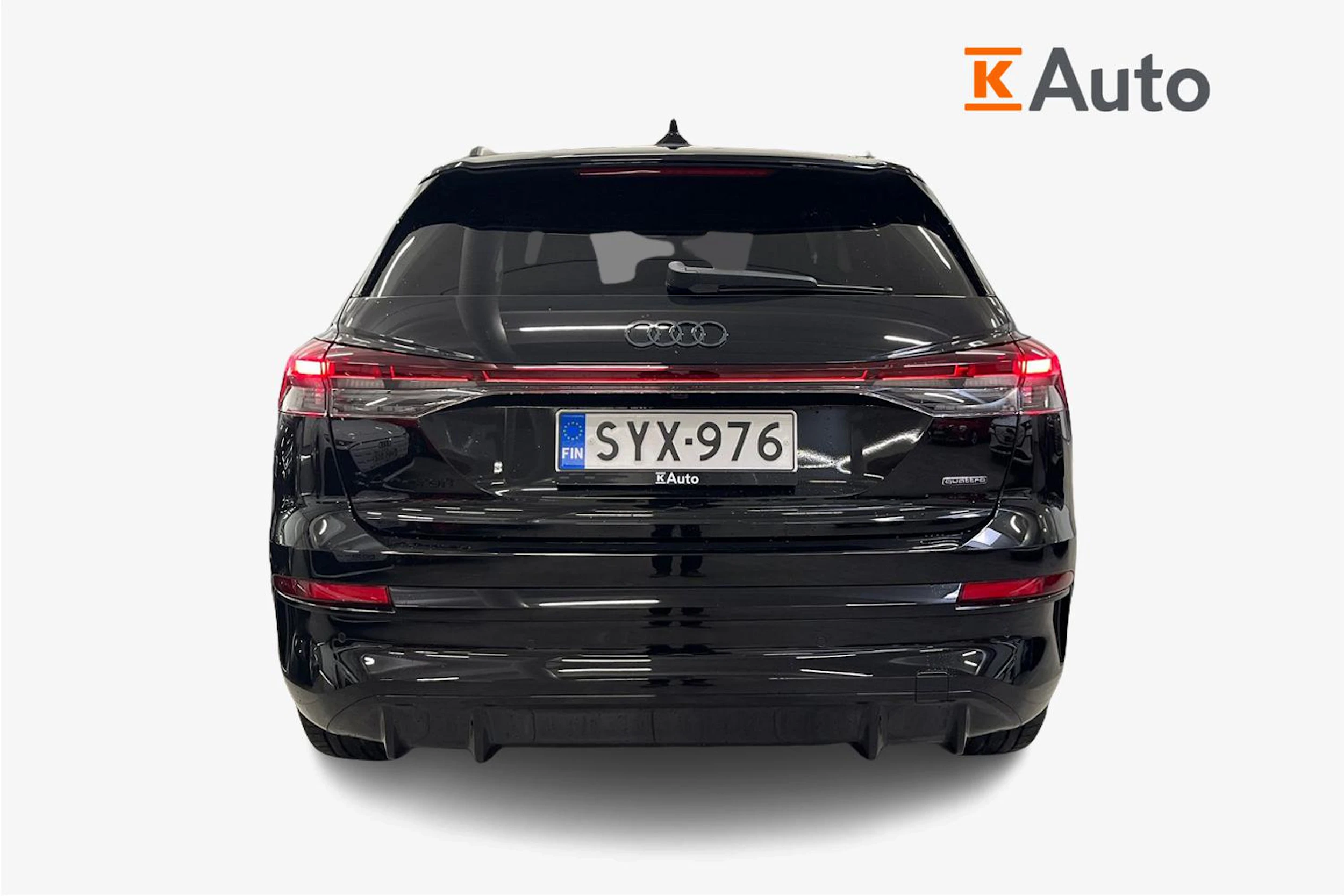 met. musta Audi Q4 e-tron 2026 kuva 3.
