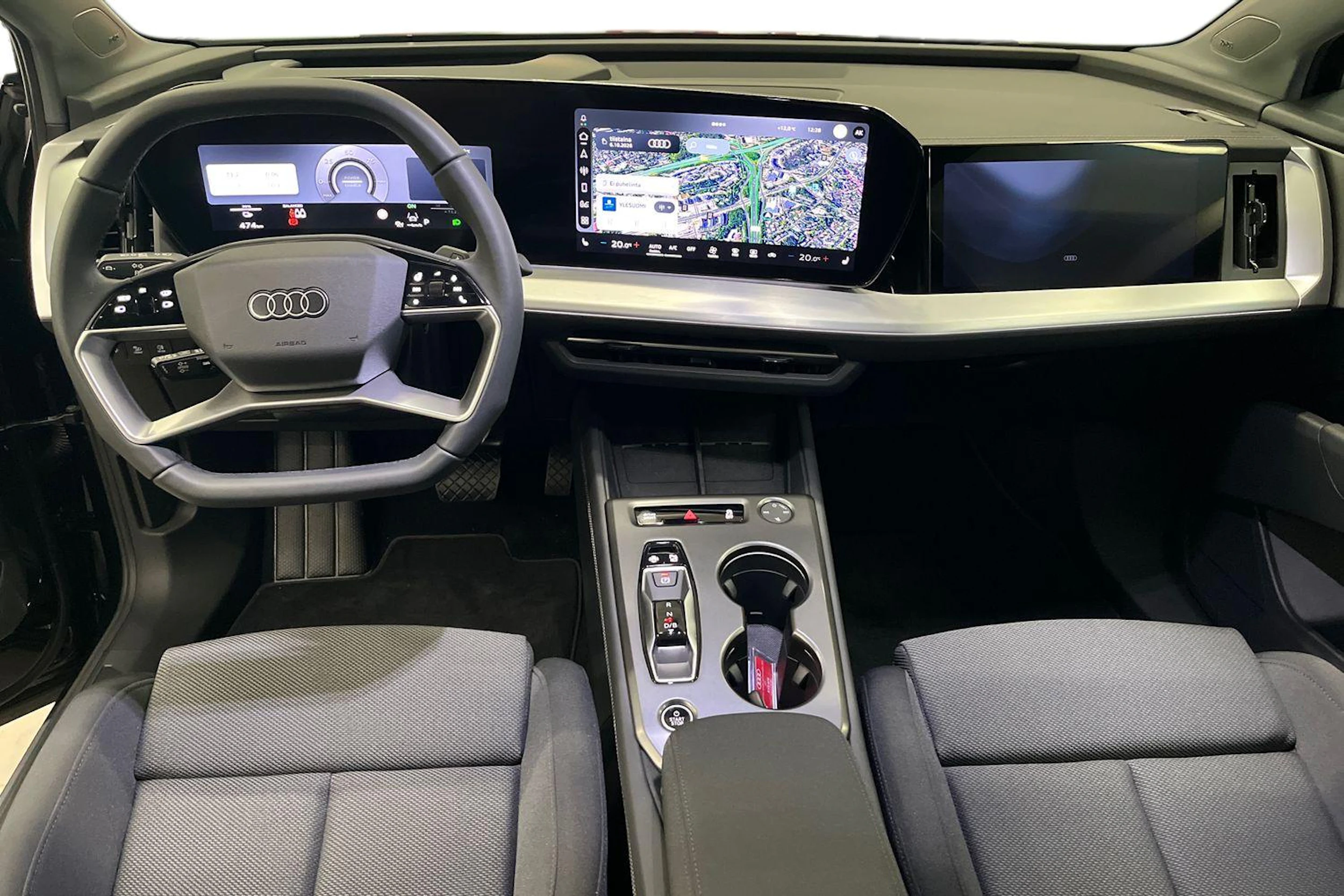 met. musta Audi Q4 e-tron 2026 kuva 7.