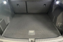 met. musta Audi Q4 e-tron 2026 kuva 12.