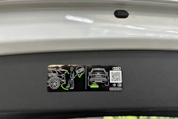 met. valkoinen Audi Q4 e-tron 2026 kuva 19.