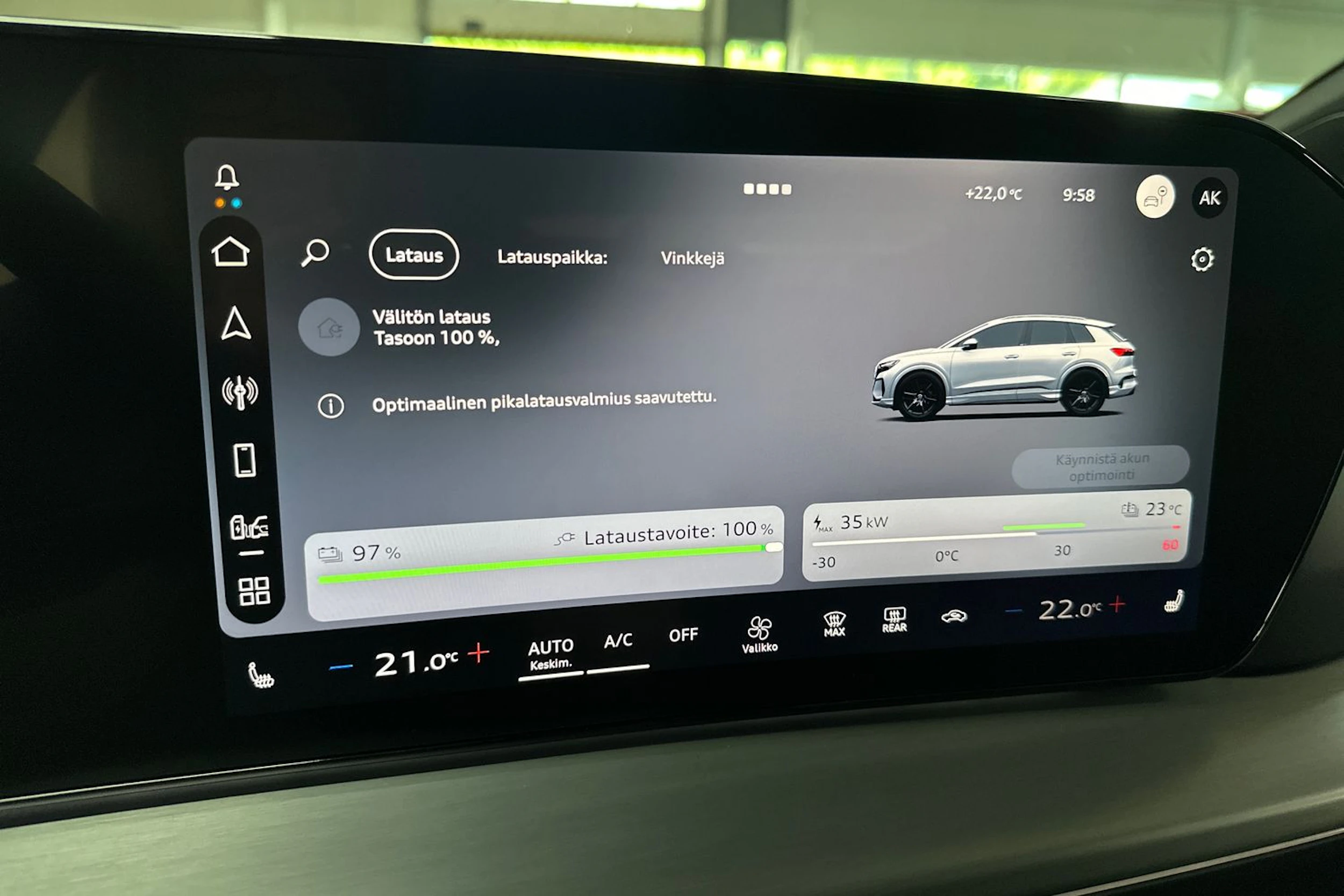 met. valkoinen Audi Q4 e-tron 2026 kuva 27.